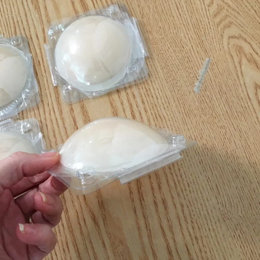 New 1 Pair of Nude Silicone Nipple Covers One Size